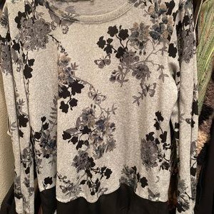 Maurice’s women’s sweater